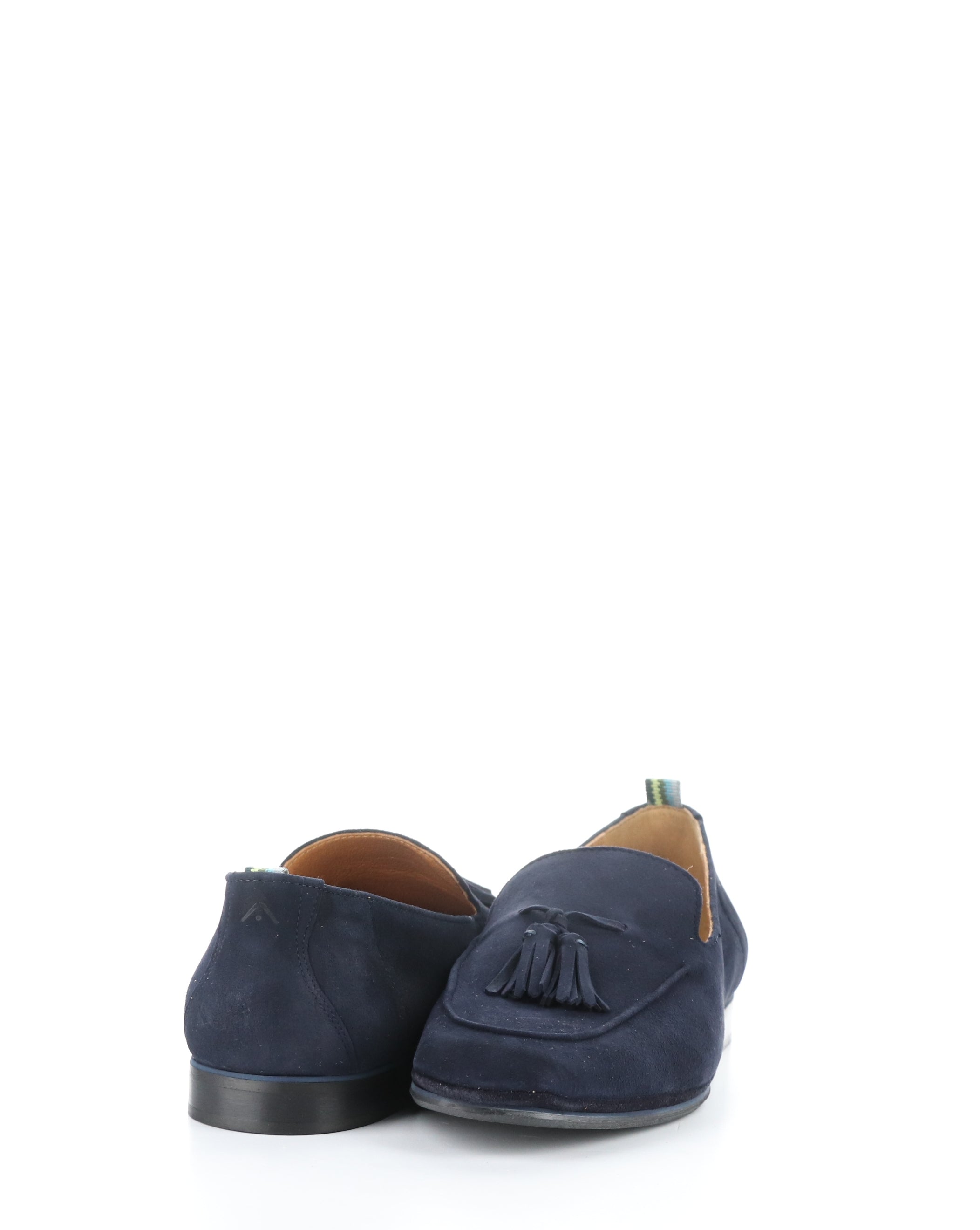 13428 NAVY Round Toe Shoes