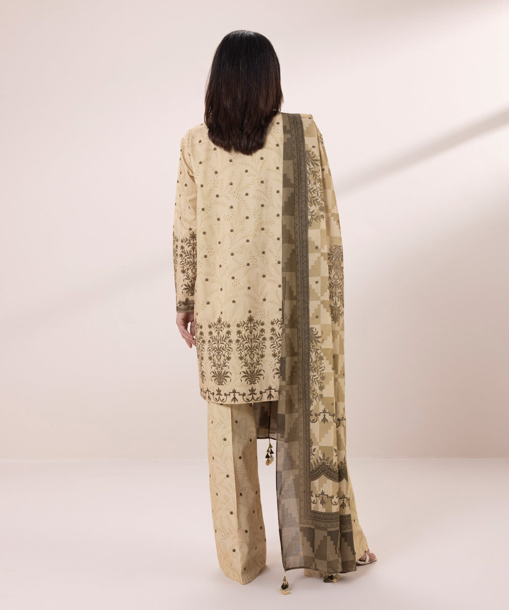 3 Piece - Embroidered Lawn Suit