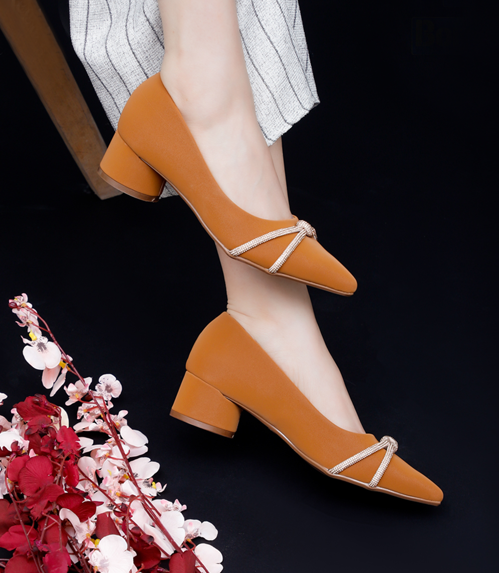 BW8624-TAN-Women Casual Court Shoes