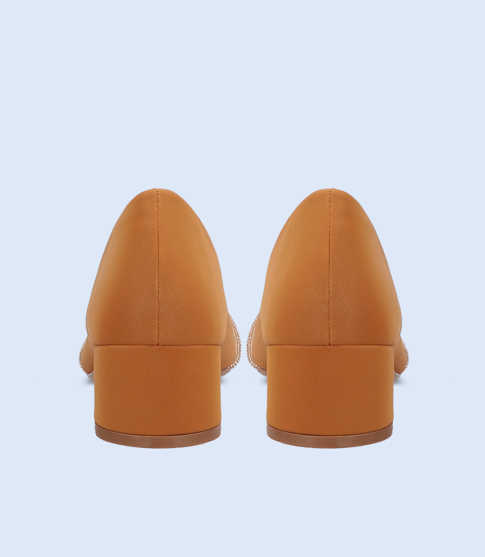 BW8624-TAN-Women Casual Court Shoes